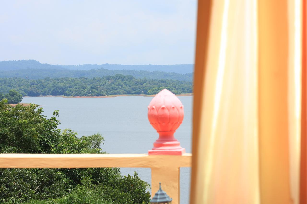 Porta Verde Resort Villas Caliraya Dolores  Extérieur photo