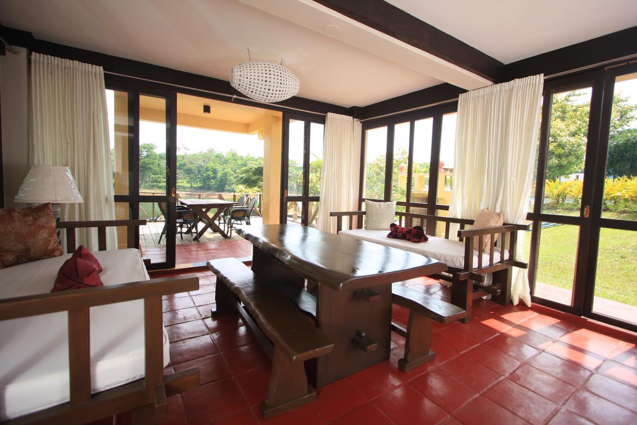 Porta Verde Resort Villas Caliraya Dolores  Extérieur photo
